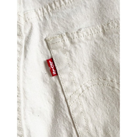 EUC Levis Womens Jeans 31 White Ribcage Straight Ankle Button Fly Capri Denim - Picture 5 of 7